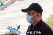 “他答应前妻不再婚”男子跪地求婚遭拒绝，女友：我们生活了十年