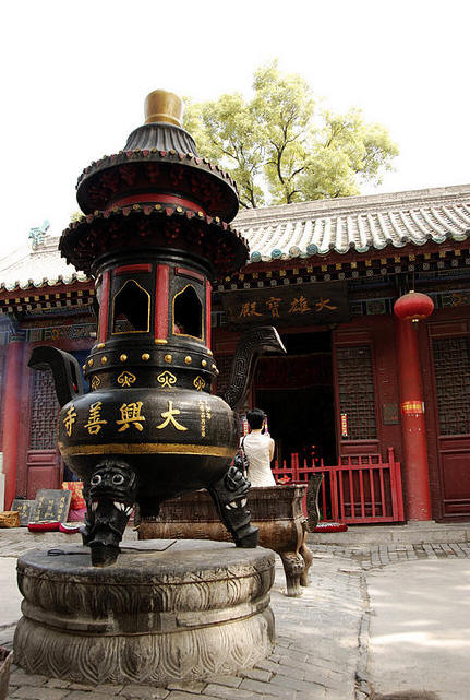 西安春节后周边寺庙旅游_西安大兴善寺是西安第一座寺庙_西安寺庙