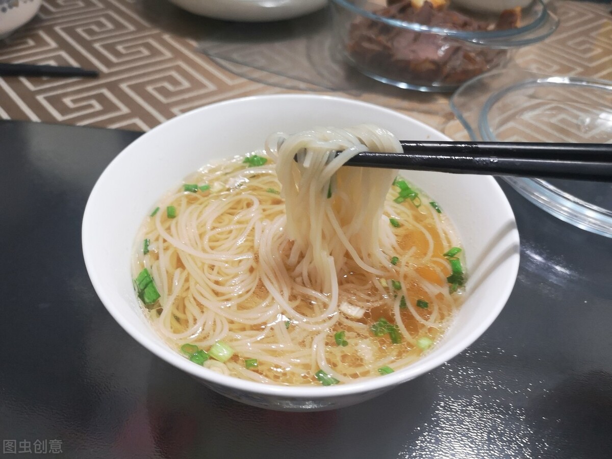 初一饺子初二面，初三初四吃什么？饮食习俗有讲究，老传统不能丢