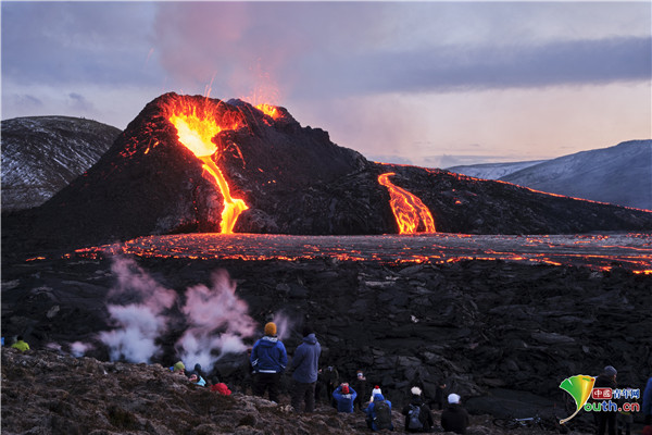 火山小视频上热门能赚钱吗_火山小视频上怎么打字_世界上最大的火山