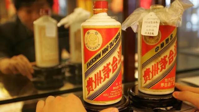 为什么经常看到路边的烟酒店没什么生意，却依然长时间不倒闭呢？