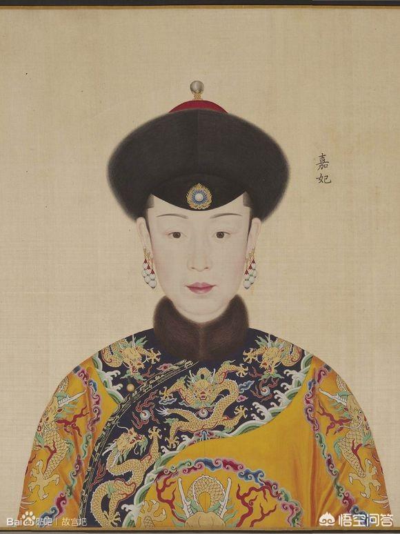 “乾隆十二妃”真实画像中，郎世宁画的乾隆后妃画像哪个最美？