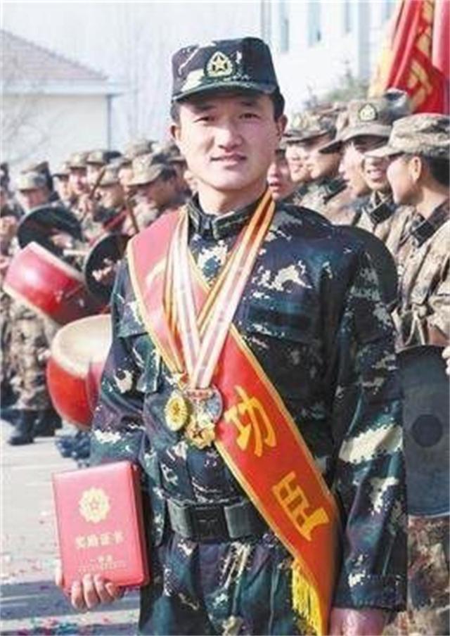 09年国际特种兵竞赛，河南小伙破世界纪录，打败欧美13支特种部队