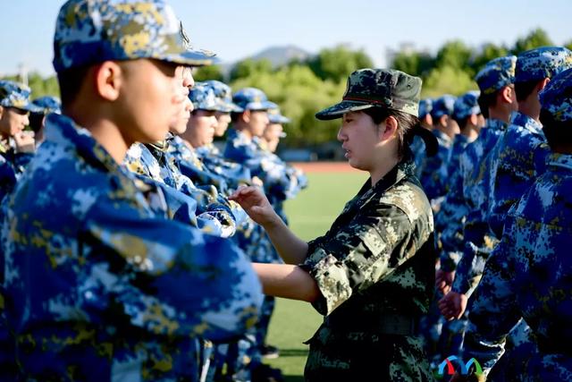 又帅又飒！山东22所高校新生军训现场照！谁是你眼里最靓的仔？