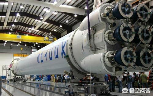 为什么SpaceX不到20年技术这么强？