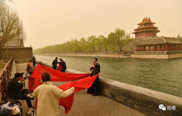 多图直击｜沙尘暴，又来了