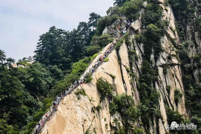 自古华山一条路，一定要走购物路