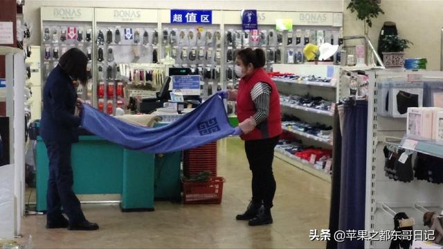 大家做实体店买卖时遇到顾客要求退货怎么办？