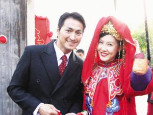 何家劲老婆是哪位明星美女 第3张