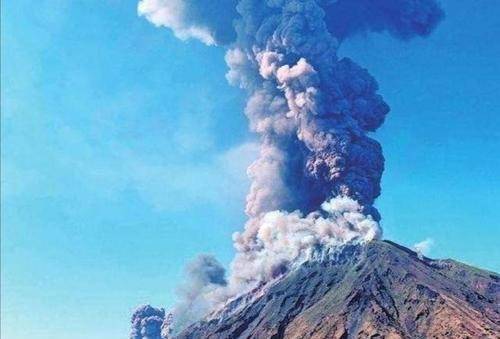 上火山自然村_世界上最大的火山_火山直播怎么上热门