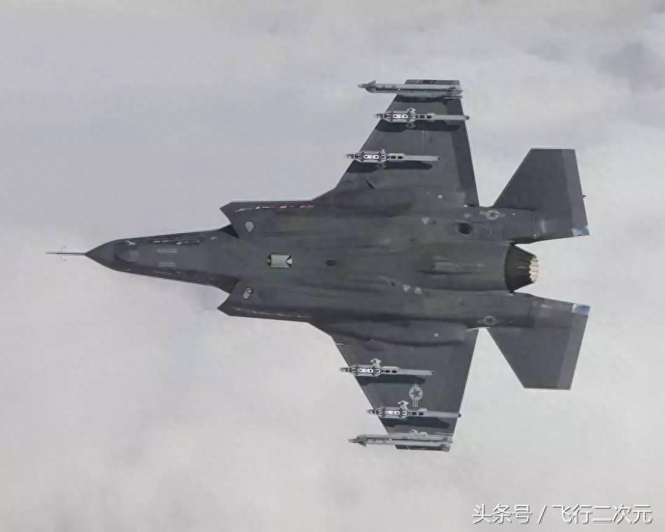 f16格斗_f16造价_f16造价是多少美圆