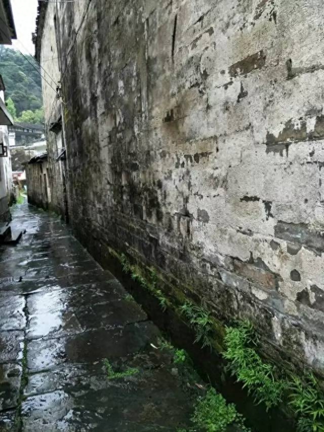 雨霁天青_霁雨天迥_雨霁天晴什么意思